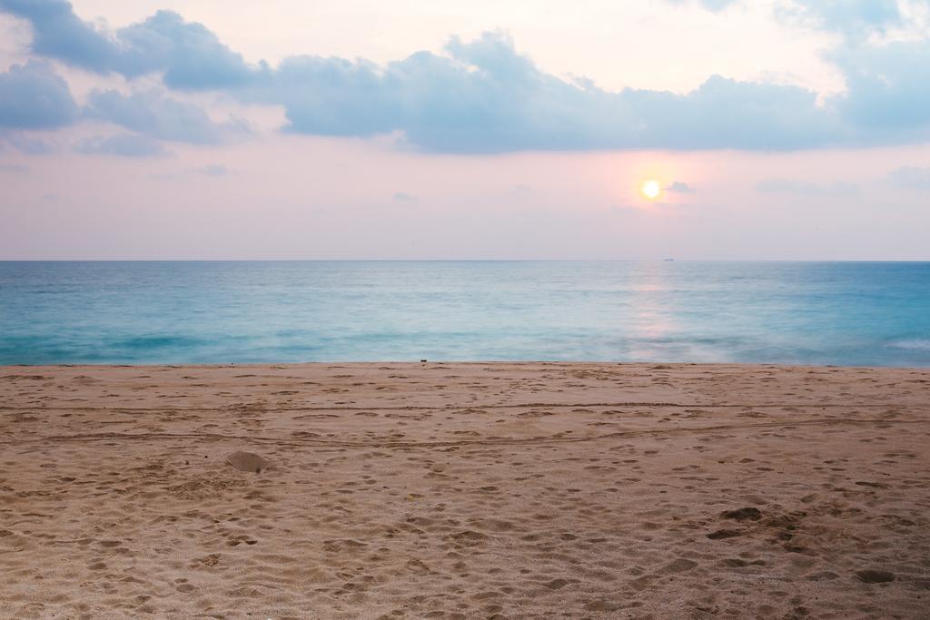 Blue Parrot Beach Villa Ambalangoda  Exteriör bild
